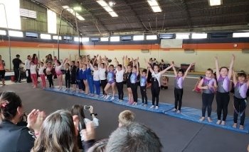 GYMNOS