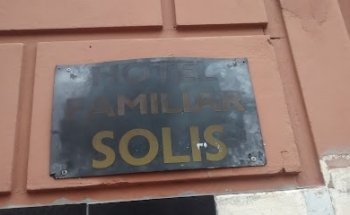 Hotel Familiar Solís