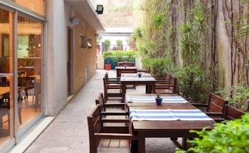 Ribera Sur Hotel