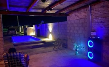 Quincho y pileta abril