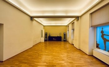 Yoga practice - medicine, osteopathy, physiotherapy