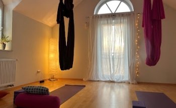 YOGA MIT SISSI