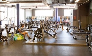 Crunch Fitness Mortdale