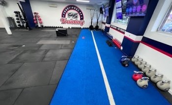 F45 Training Annerley