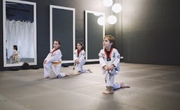 Powerlife Fitness Martial Arts Yoga