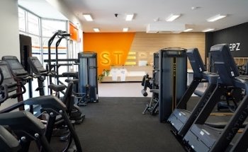 Stepz Fitness Singleton