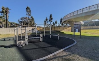 Kippax Lake Outdoor Fitness Equipment