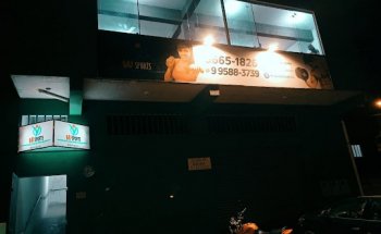 W Sports Academia
