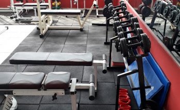 ACADEMIA VER SA FITNESS