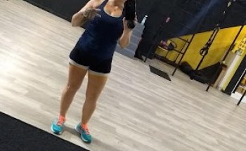 Academia Studio 4 Personal Fitness