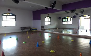 Canto do Corpo e Arte Academia