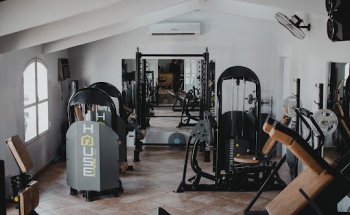 Studio House Fit