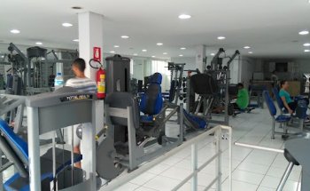 Academia Ultra Fit