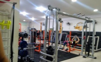 Academia Hillux Fitness