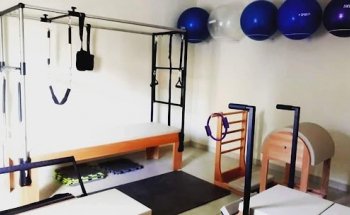 Dra Thamires Assis (Unity Fisioterapia e Pilates)