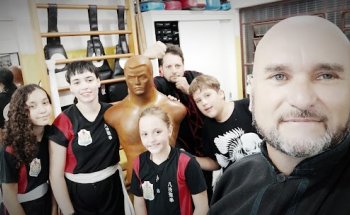 Academia Mikassa De artes Marciais