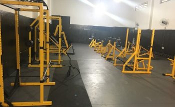 Blackout z Academia