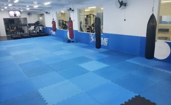 AZ Studio Sports