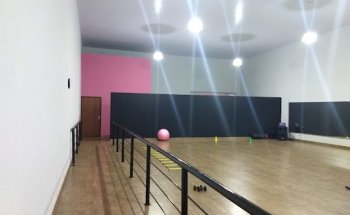 ESPAÇO FITNESS - SÓ PRA ELAS