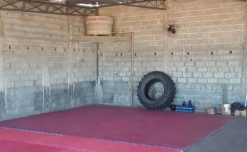 Academia Iron Club Gym