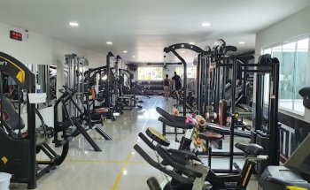Studio HIIT Fitness Coach