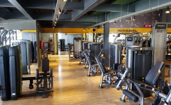 Uplay Campo Comprido Academia