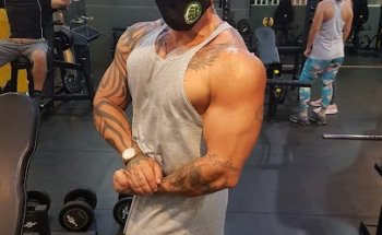 LOKAL FITNESS
