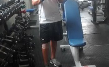 Academia Iron World