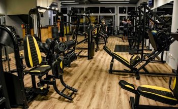 Academia Classic Gold’s Gym