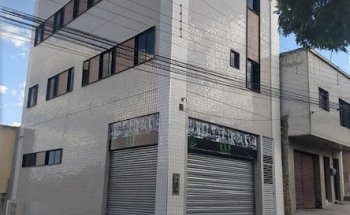 Live Life Fitness Studio