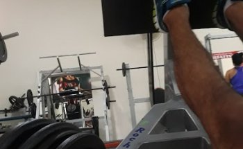 Academia Corpo Sarado