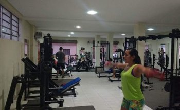 Top Fitness Academia Rodeiro