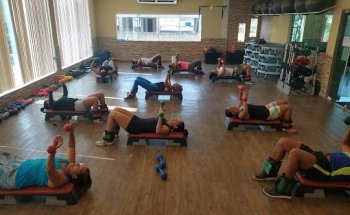 Academia GYM ( Praia de Maua )
