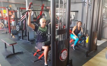 Academia Extreme Muscle