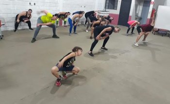 STUDIO DE MUSCULAÇAO GINASTICA FEMININA LIDIA BRITO
