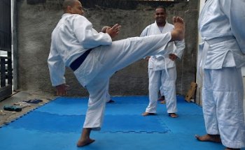 ACADEMIA LOPES CAMPOS