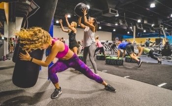 Crunch Fitness - Ancaster