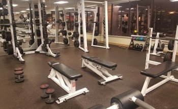 GoodLife Fitness Vancouver Hemlock and 8th For Women