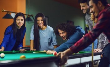 Rack & Rally Social Hub