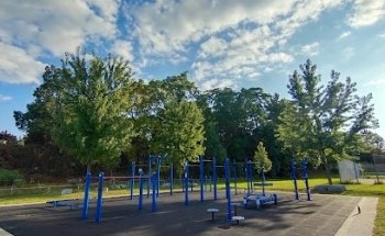 Waterloo - Calisthenics Exercise Stations -