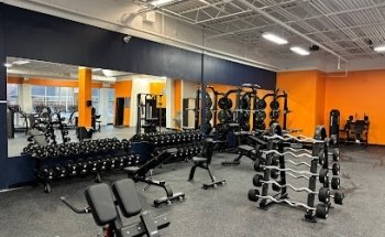 Iron 24 Fitness + Recovery
