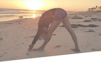 HOT YOGA 4 U