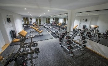 Old School Gym 24