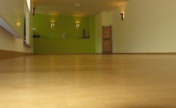 yoga-center.ch Meiringen | Yoga & Essential oils