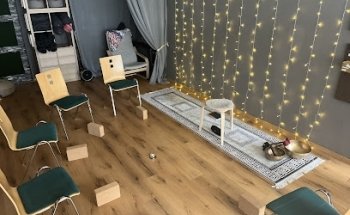 Wholelistik Studio