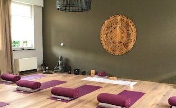 Nomad Yoga