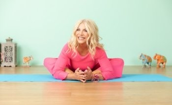 YOGA BY GABRIELLE BAUMANN