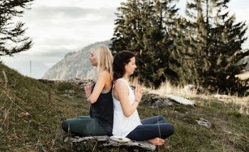 Ahlaya Yoga GmbH