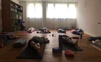 lotus yoga