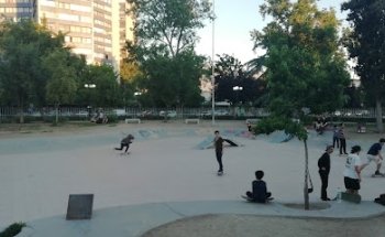 Meetup YOGA Parque Bustamante con @ayasbk
